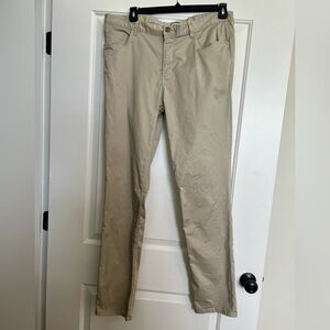 Calvin Klein Mens Slim-Fit Modern stretch chino pants Khaki color 36x34